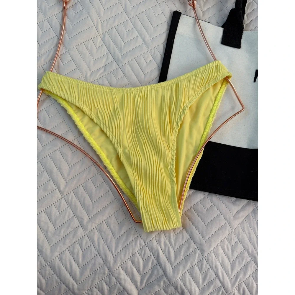 ZAFUL Yellow Bikini Set‎ Textured Two Piece Swimsuit Beach Vacation - Size S